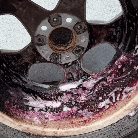 Czyste felgi bez wysiłku — koncentrat 1:5